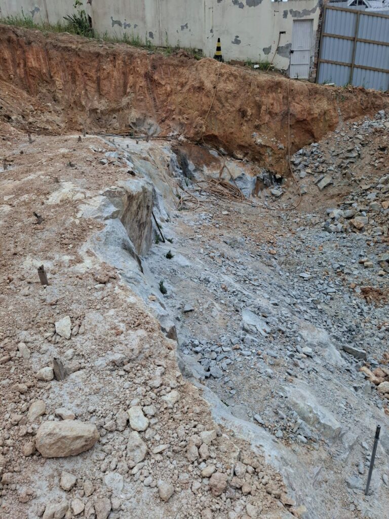 Terreno sendo preparado BG2